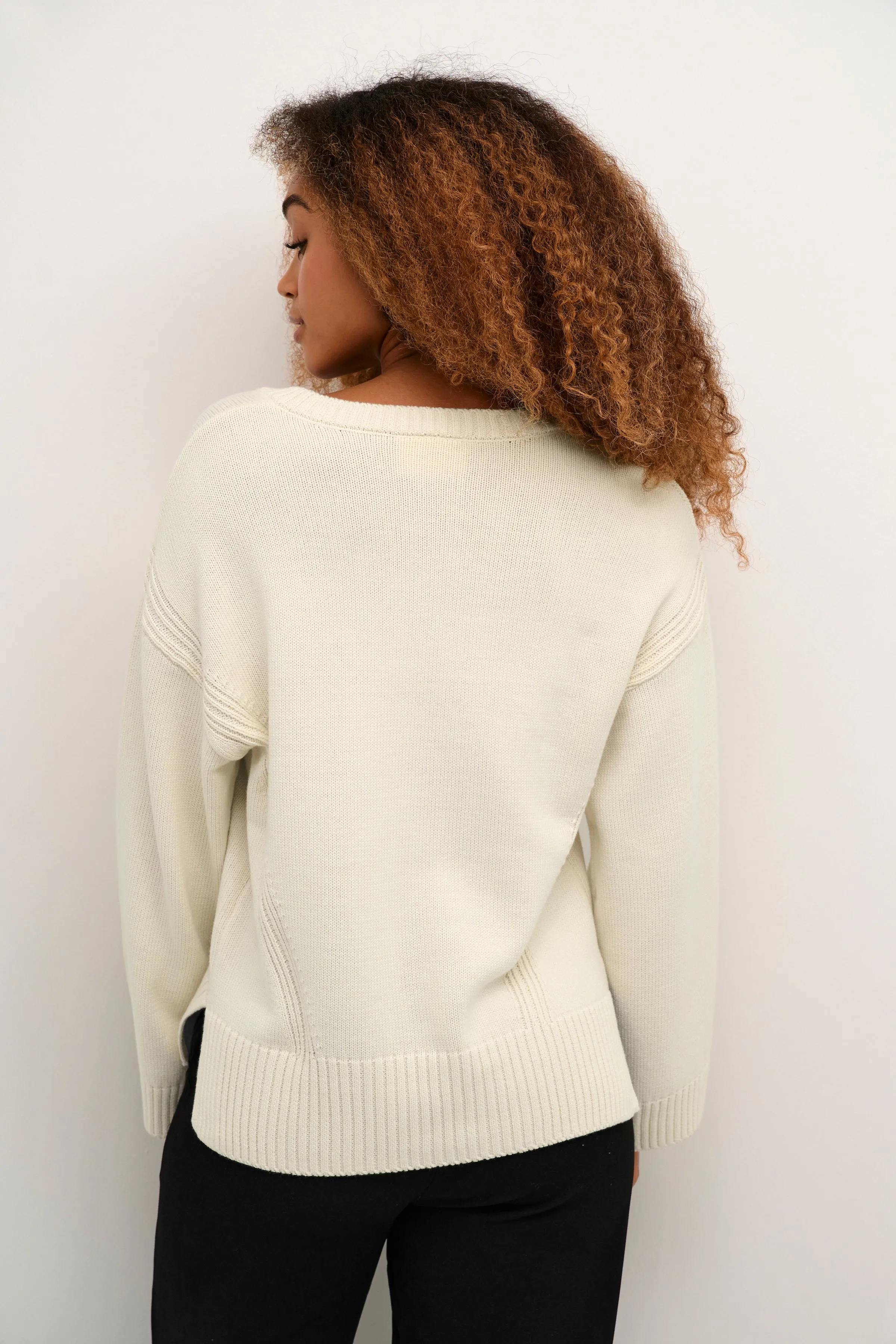 Cream Soffie V-Neck Pullover