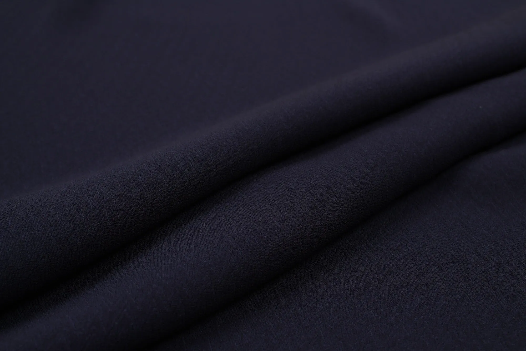 Fluid Viscose Jacquard for Blouses - Navy