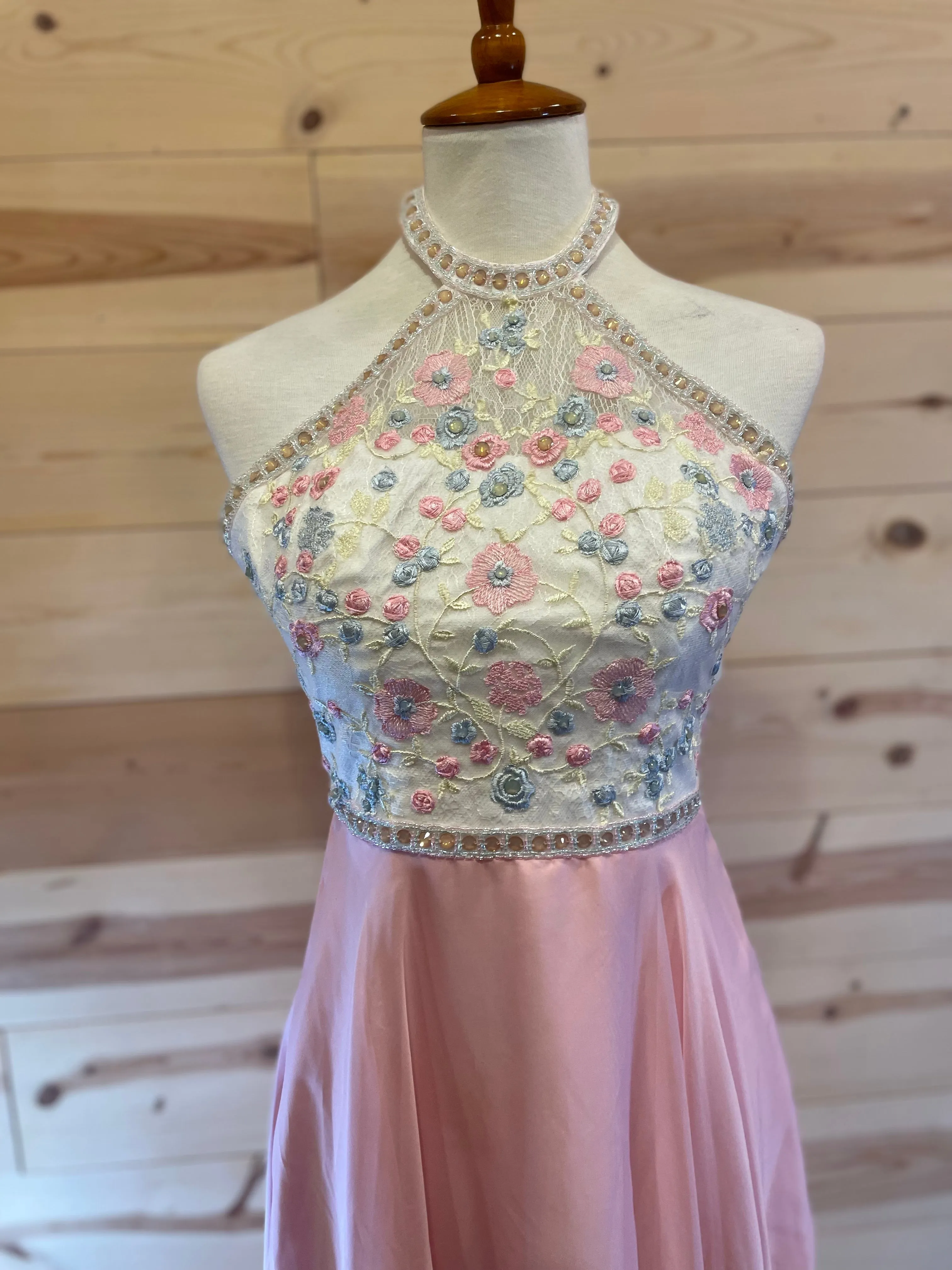 LUCCI LU Pink & White Floral Beaded Halter Top Long Dress size Small