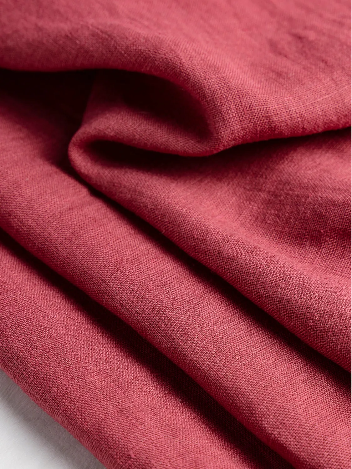 Midweight European Linen - Hibiscus - Swatch