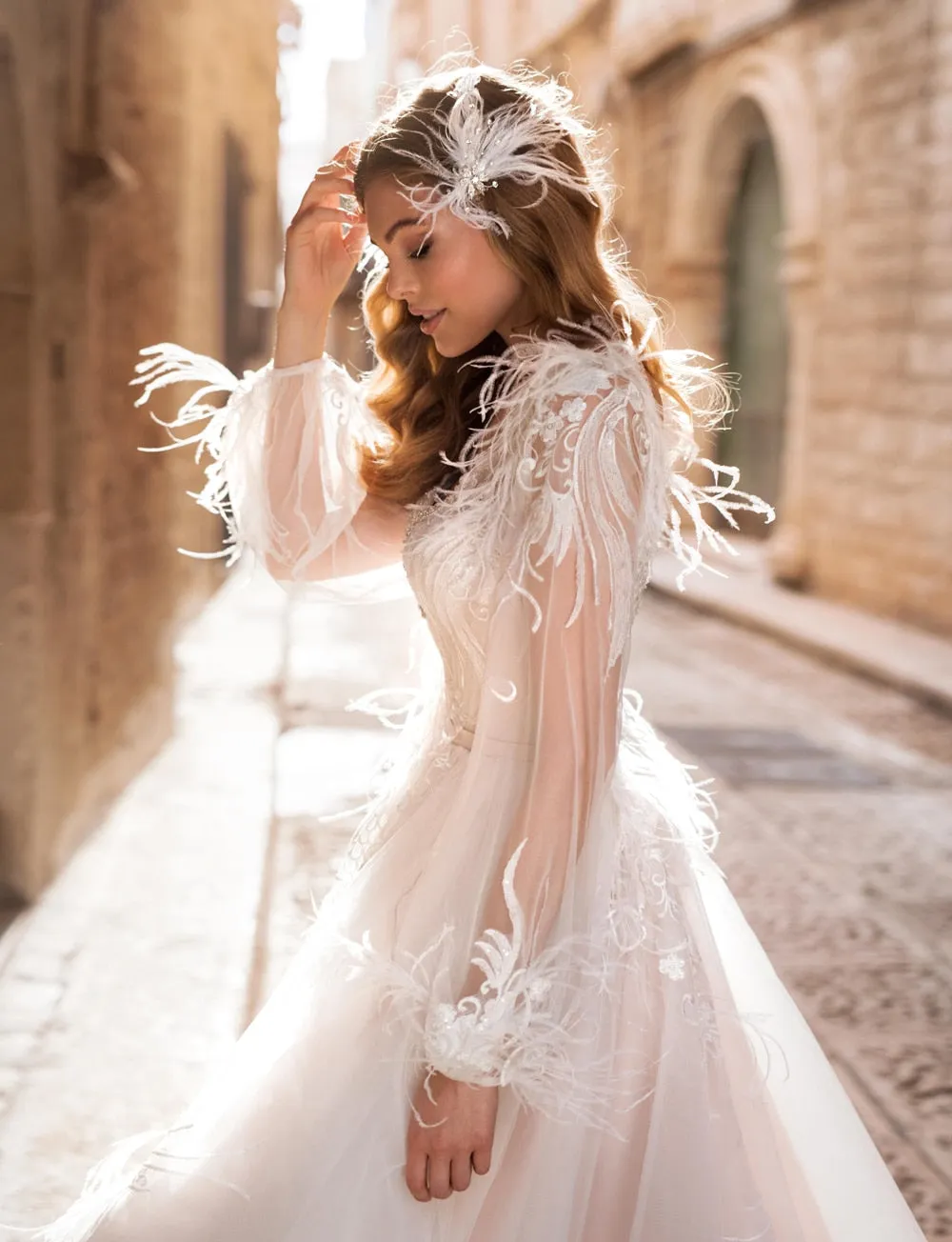 Romantic Boho A Line Beach Appliques Feather Tulle Beading Sashes Wedding Dress